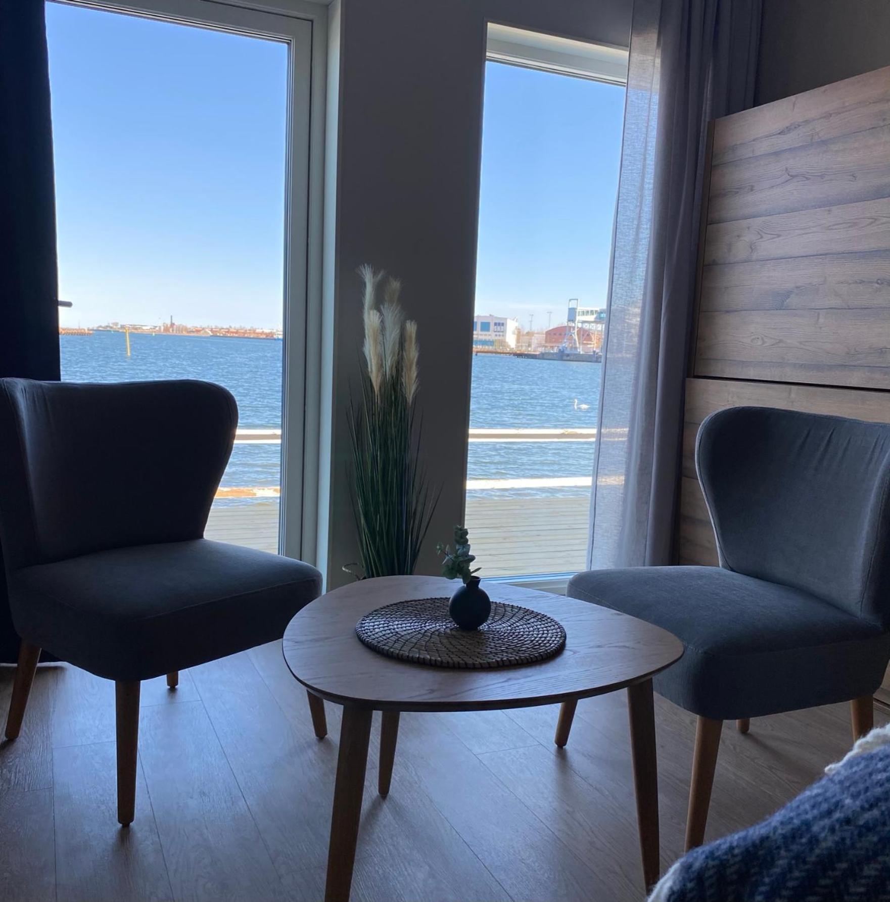 Badholmen Restaurang & Hotell オスカルスハムン エクステリア 写真